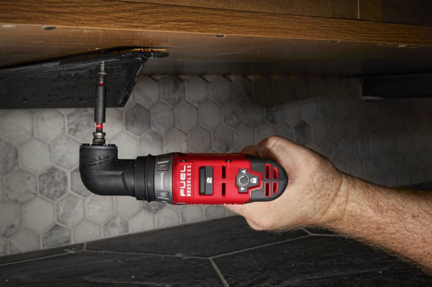 Дриль-шуруповерт акумуляторний MILWAUKEE, M12 FDDXKIT-202X, 34Нм( зар.пр.,2акум.Х2Аг,4насад.,HDкейс)-4933464979