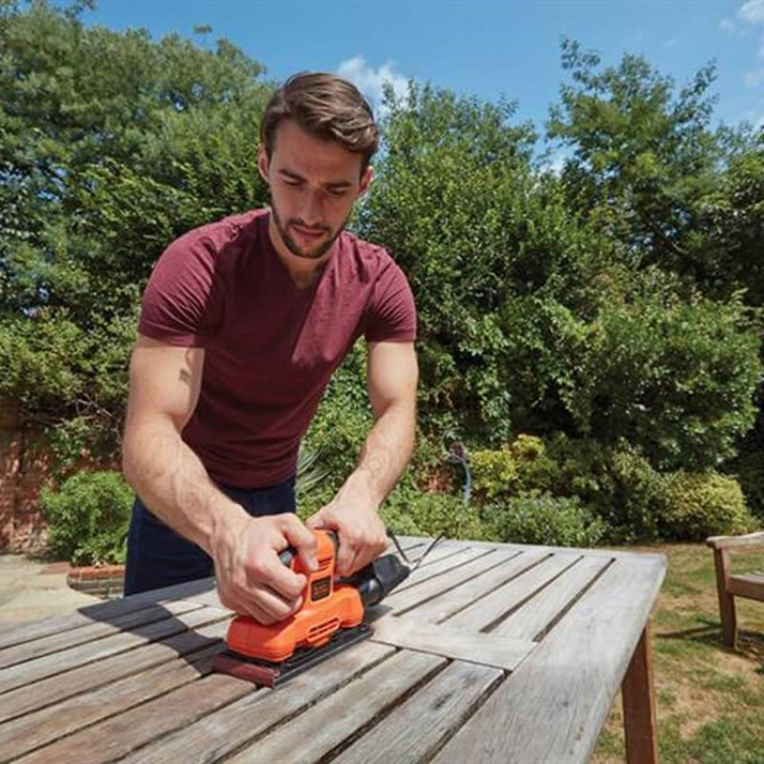 Шліфмашина вібраційна мережева BLACK DECKER BEW220-BEW220