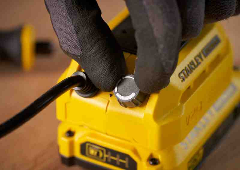 Міні-прямошліфувальна машина STANLEY FATMAX SFMCE030B-SFMCE030B