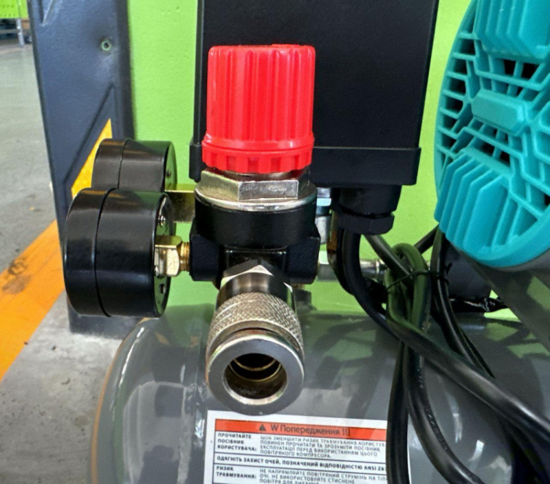 Безмасляний поршневий компресор Mast MOF1390/1100-9L-MOF1390/1100-9L