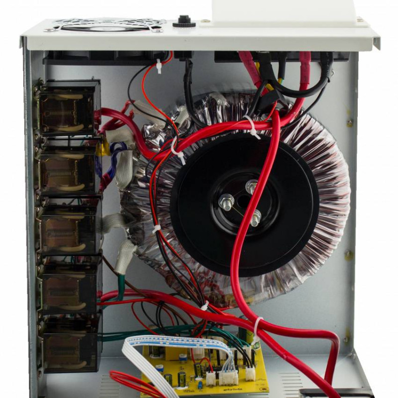 Стабілізатор напруги LP-W-17000RD (10200Вт / 7 ступ)-