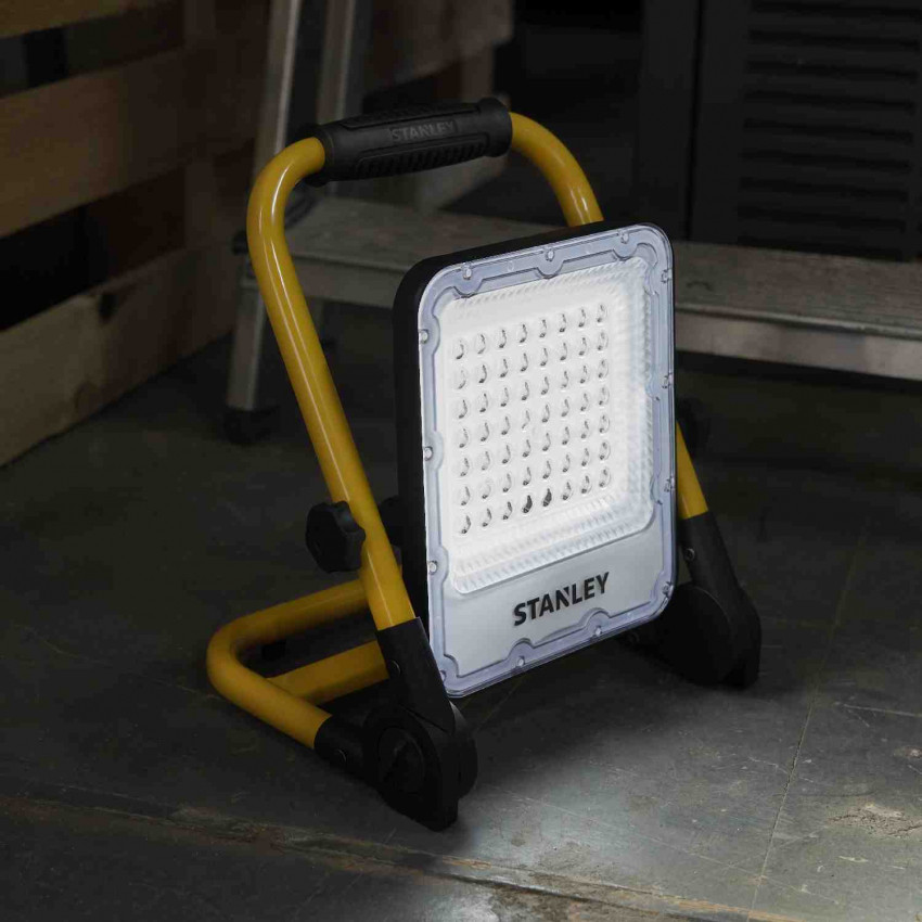 Прожектор світлодіодний STANLEY SXLS37177E-SXLS37177E