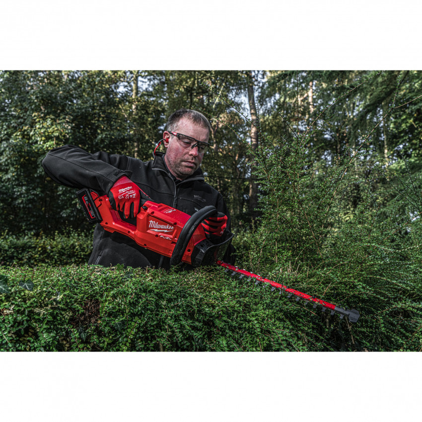 Акумуляторний кущоріз шина 45 см Milwaukee M18 FHT45-802 4933480113-4933480113