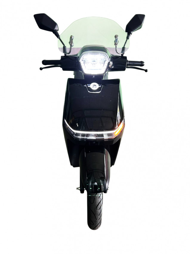 Скутер акумуляторний Legend, 2500Вт, 72V, швидкість 65км/год, запас ходу 85км-GTM_Legend