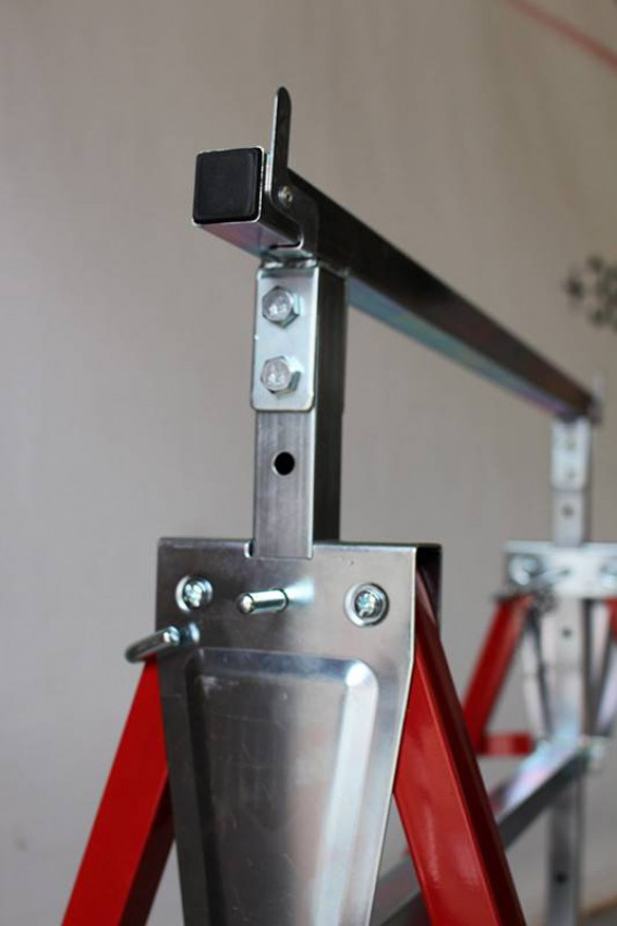 Козел телескопічний складний Holzmann KB 1300A-KB1300A