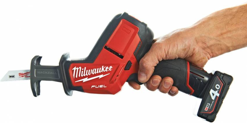 Пила шабельна акумуляторна MILWAUKEE, M12 CHZ-402C ( заряд.пристрій, 2 акум.Х 4Ач, кейс)-4933446950