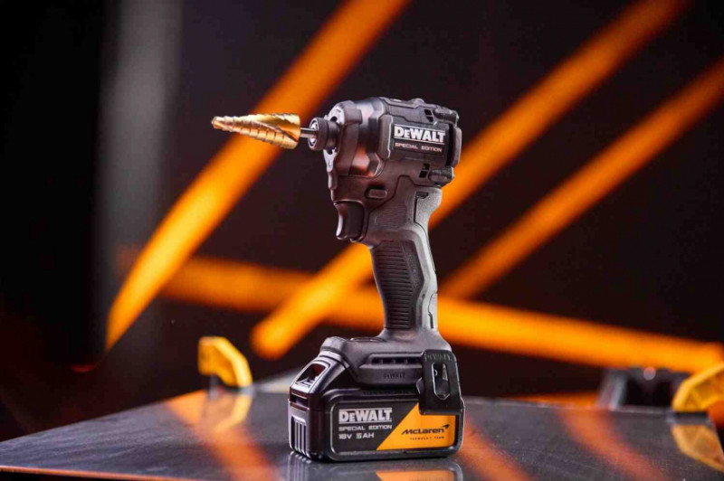 Шурупокрут ударний McLaren F1 TEAM SPECIAL EDITION DeWALT DCF86MP1T-DCF86MP1T