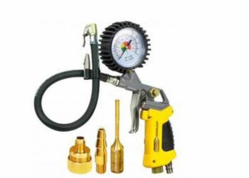 Пистолет для накачки шин з набором голок STANLEY  (в блистере)-150532XSTN614