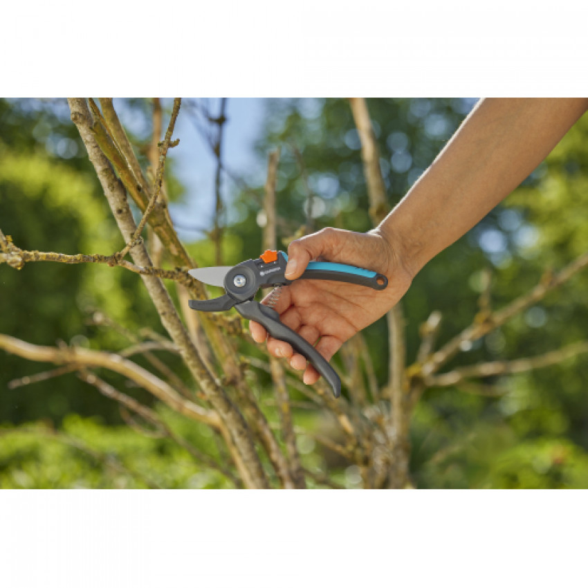 Секатор Gardena PremiumCut dry wood із ковадлом 20 мм-12240-20.000.00