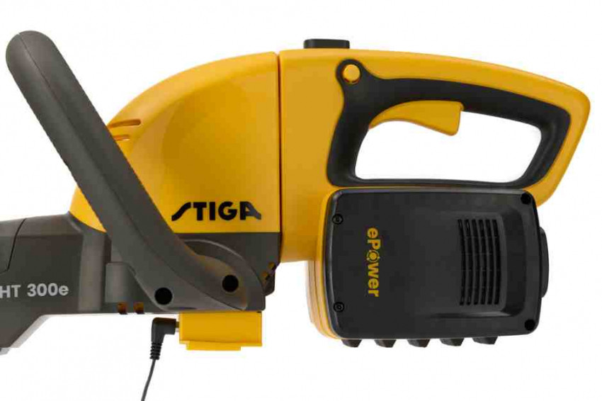 Кущоріз акумуляторний STIGA HT300eKit-HT300eKit