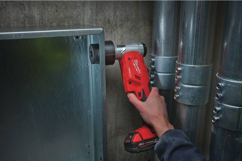 Акумуляторний гідравлічний пробійник MILWAUKEE M18 HKP-201CA ( зарядний пристрій, 1 акум.X M18 B2 (2Ач)-4933451204