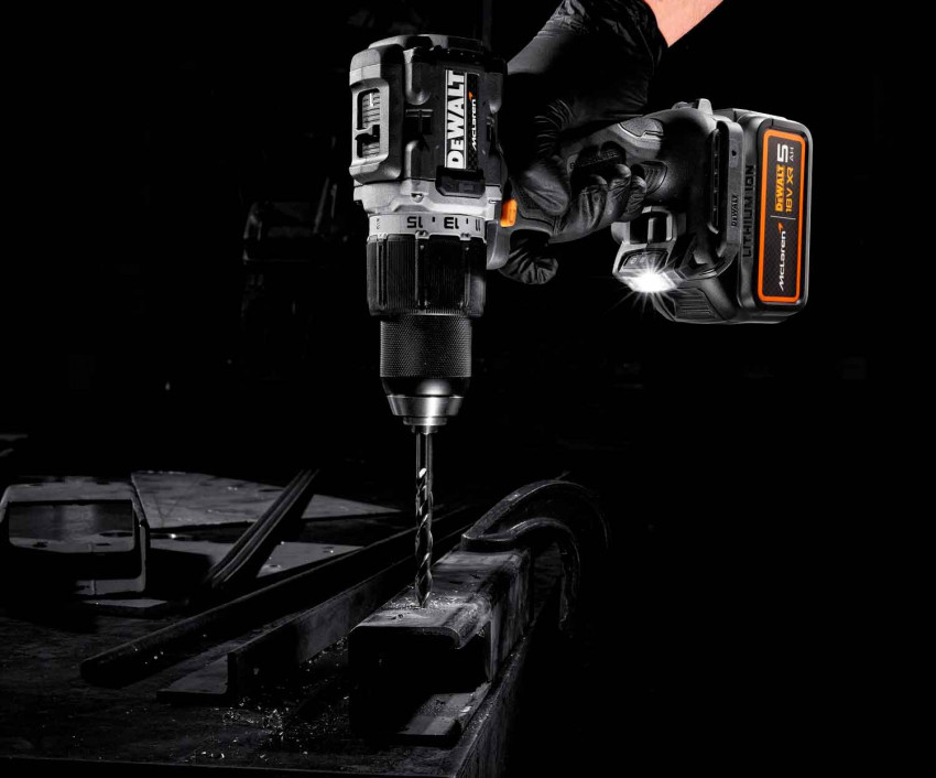 Дриль-шурупокрут ударний McLaren F1 TEAM LIMITED EDITION DeWALT DCD85MP2T-DCD85MP2T
