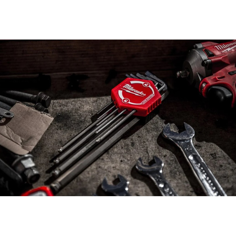 Шестигранник з кулькою короткий 1,5 мм MILWAUKEE-4932492400