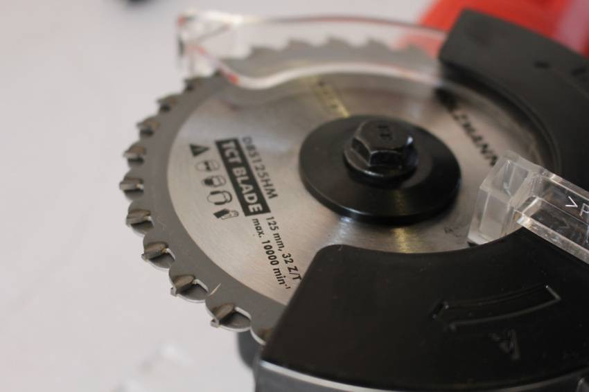 Ручна дискова пила Holzmann DBS 125-DBS125_230V