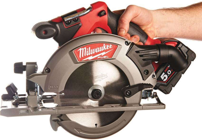 Пила дискова ручна акумуляторна MILWAUKEE, M18 CCS55-502X, Ø165мм (зарядний пристрій, 2 акум.Х 5Ач, HDкейс)-4933451376