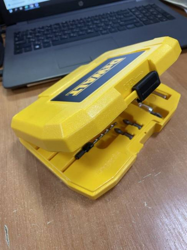 Набір пілотних свердлів із зенкерами FLIPandDRIVE DeWALT DT7612-DT7612
