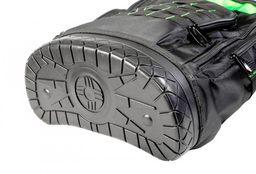 Рюкзак MASTERTOOL 380х180х480 мм 1680 DEN 22 кишені пластикове дно 79-1934-79-1934