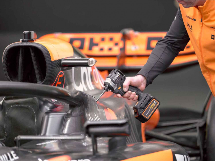 Шурупокрут ударний McLaren F1 TEAM LIMITED EDITION DeWALT DCF85MM1T-DCF85MM1T