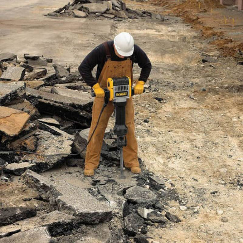 Відбійний молоток мережевий DeWALT D25981K-D25981K