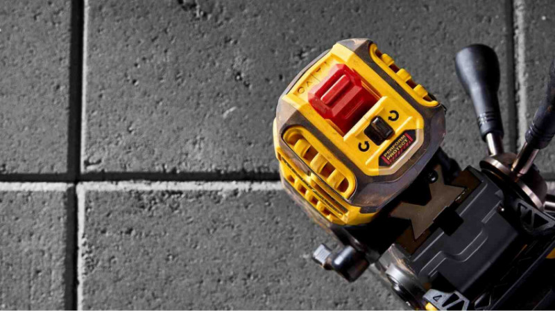 Верстат свердлильний акумуляторний безщітковий магнітний DeWALT DCD1623N-DCD1623N
