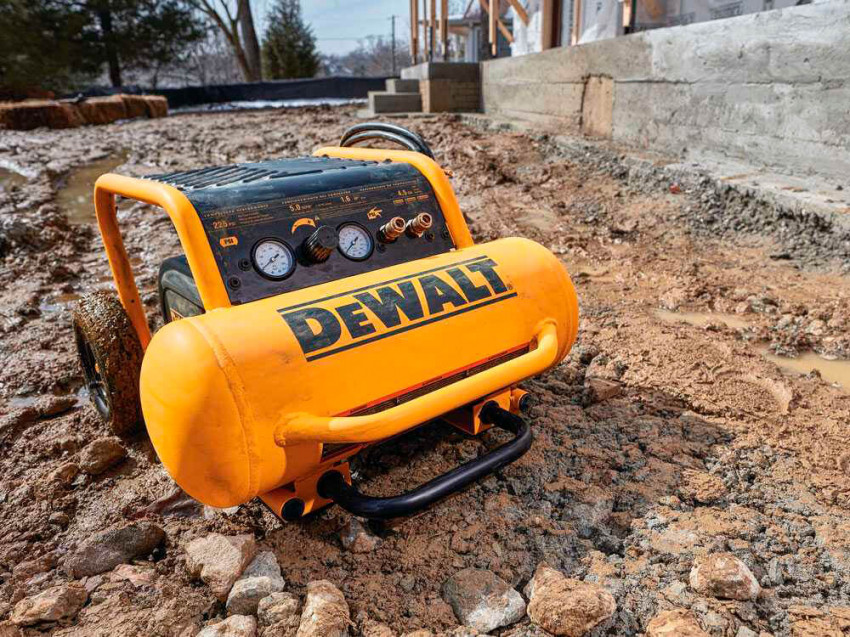 Компресор повітряний безмасляний DeWALT DPC17PS-DPC17PS