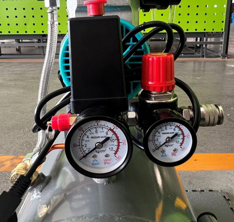 Безмасляний поршневий компресор Mast MOF1390/1100-30L-MOF1390/1100-30L