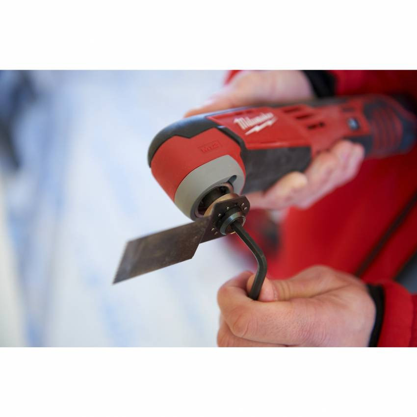 Інструмент багатофункціональний акумуляторний MILWAUKEE, C12 MT-0-4933427180