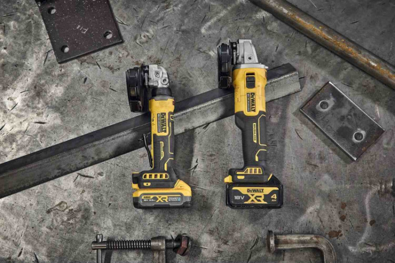 Шліфмашина кутова - болгарка акумуляторна безщіткова DeWALT DCG404NT-DCG404NT
