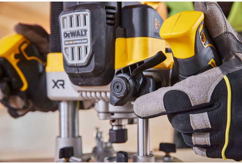 Фрезер акумуляторний безщітковий DeWALT DCW620NT-DCW620NT