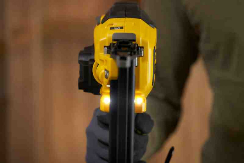 Пістолет цвяхозабивний акумуляторний STANLEY FATMAX SFMCN618B-SFMCN618B
