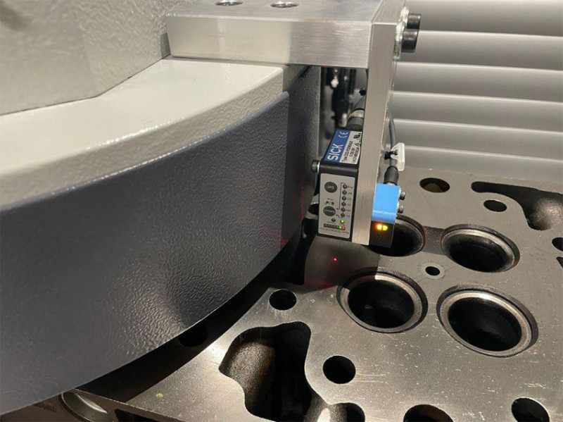 Верстат для шліфування та фрезерування площини ГБЦ та БЦ з ЧПУ CARMEC SG 1400CNC-SG 1400CNC