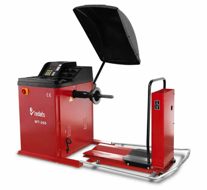 Балансувальний верстат REDATS WT-200 і шиномонтажний верстат MT-26-30-07-12
