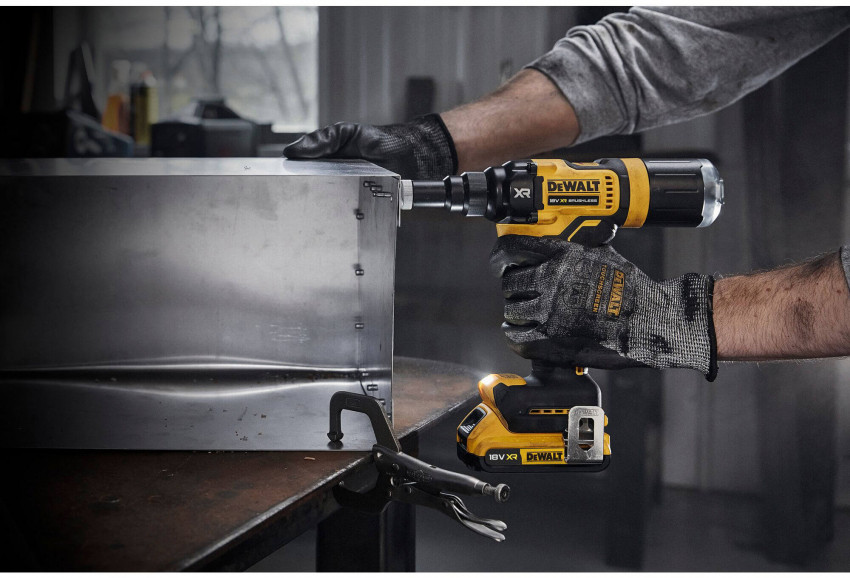 Заклепочник акумуляторний безщітковий DeWALT DCF403NT-DCF403NT