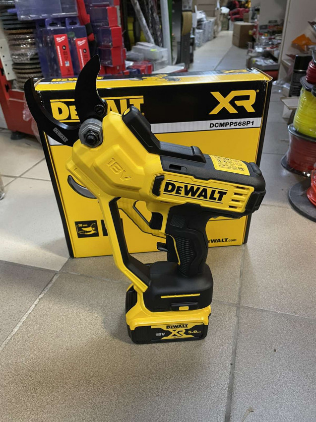 Ножниці садові - секатор акумуляторний DeWALT DCMPP568P1-DCMPP568P1