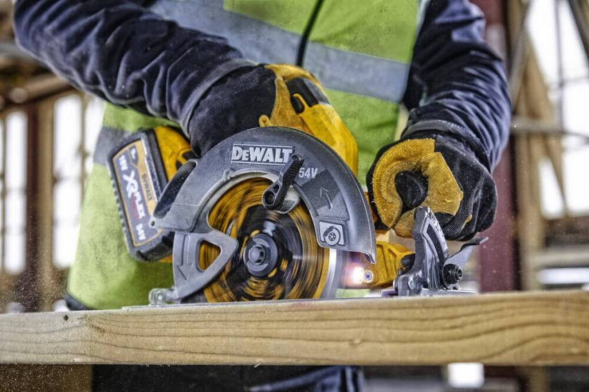 Пила дискова акумуляторна DeWALT DCS578X2-DCS578X2