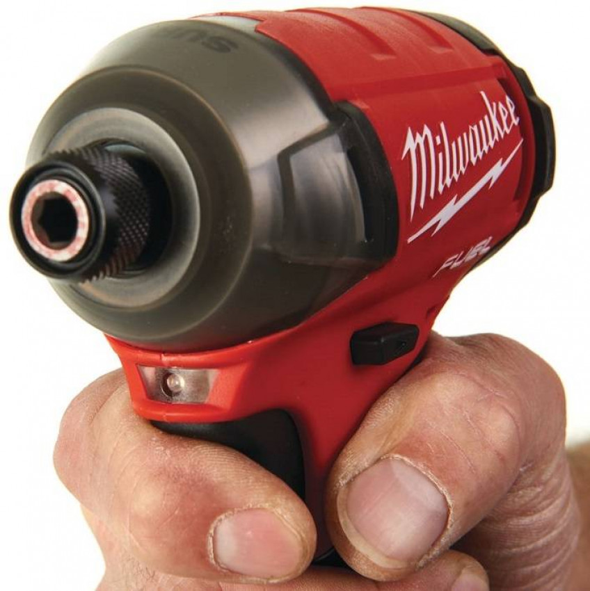 Імпульсний ударний акумуляторний шуруповерт 1/4" HEX MILWAUKEE, M18 FQID-0X, 50Нм, HDкейс-4933459187