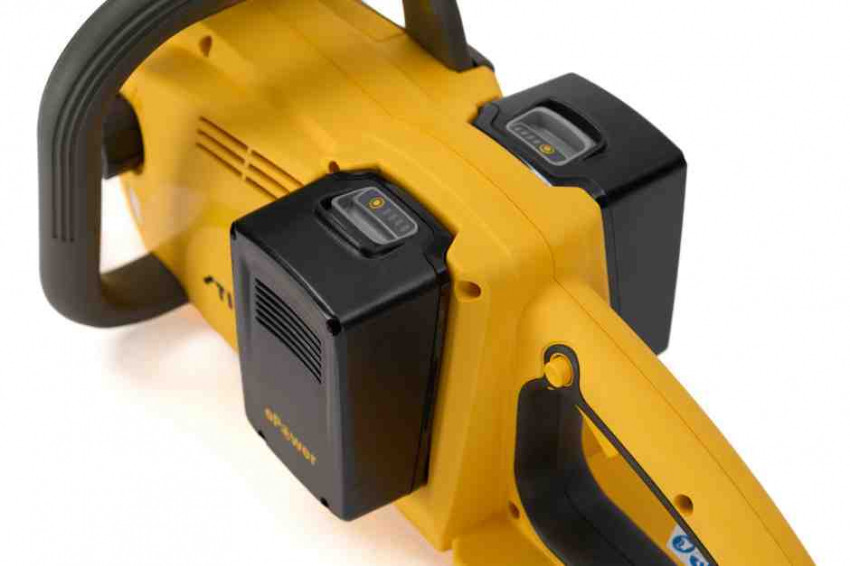 Пила ланцюгова акумуляторна безщіткова STIGA CS300eKit-CS300eKit