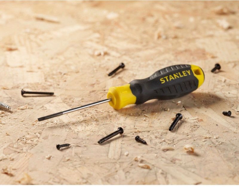 Викрутка Cushion Grip довжиною 60 мм з паралельним жалом під шліц SL 2.5 STANLEY STHT16151-0-STHT16151-0