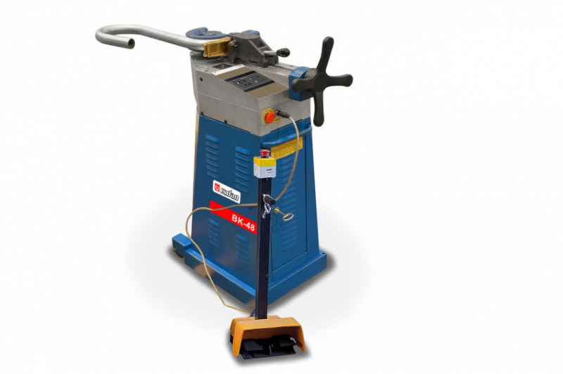 Бездорновий трубогиб Isitan BK 48-BK 48