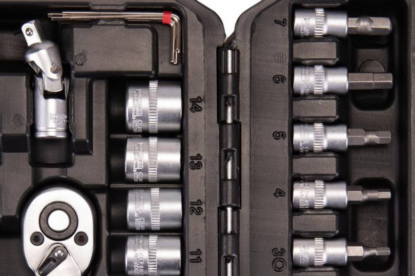 MasterTool Набір торцевих насадок PROFI CrV 1/4” 4-14 мм, тріскачка 72Т, 46 шт, кейс, Арт.: 78-2047-78-2047