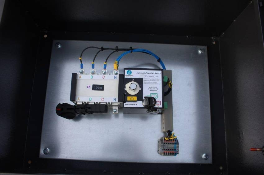 Дизельний генератор UNIVERSAL YANGDONG UND-YD 35 KVA-UND-YD35