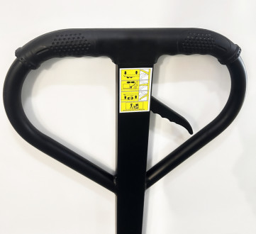 Штабелер гідравлічний 2000кг, підйом-1,6м, довжина вил 1,1м,ширина 330-740мм