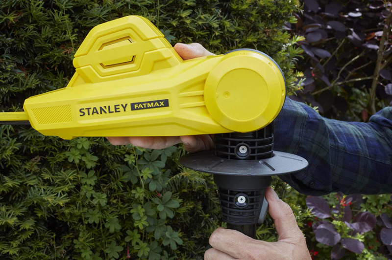 Висоторіз акумуляторний зі штангою STANLEY FATMAX SFMCPS620M1+SFMCPH845M1-SFMCPS620M1+SFMCPH845M1