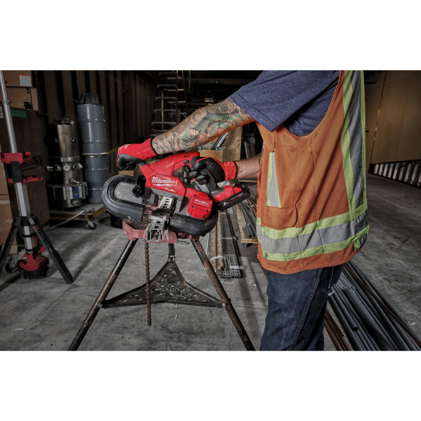 Компактная ленточная пила MILWAUKEE M18 FUEL™ FBS85-202C 4933471497-4933471497