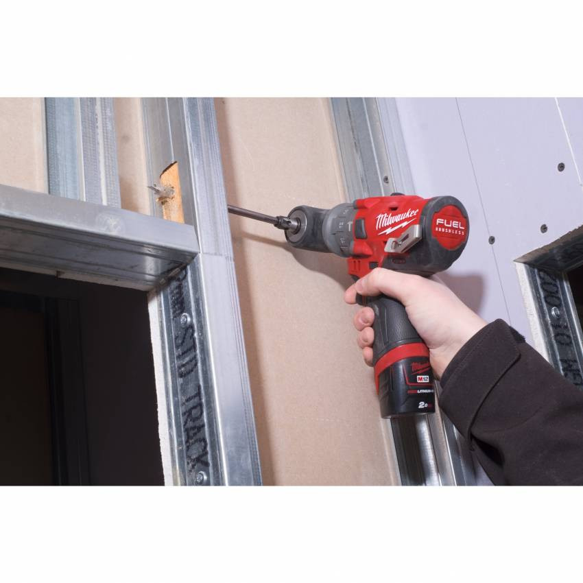 Дриль-шуруповерт із ударом акумуляторний MILWAUKEE, M12 FPDX-0, 37Нм; патрон FIXTEC-4933464135