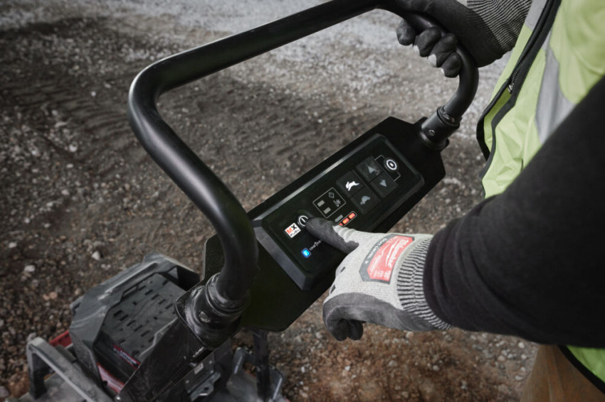 Віброплита акумуляторна MILWAUKEE MXF PC50-122-4933493268