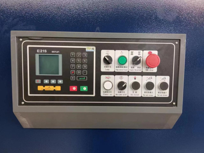 Гідравлічні гільйотинні ножниці MAST CNC Machinen QC11K-10X1600-QC11K-10X1600