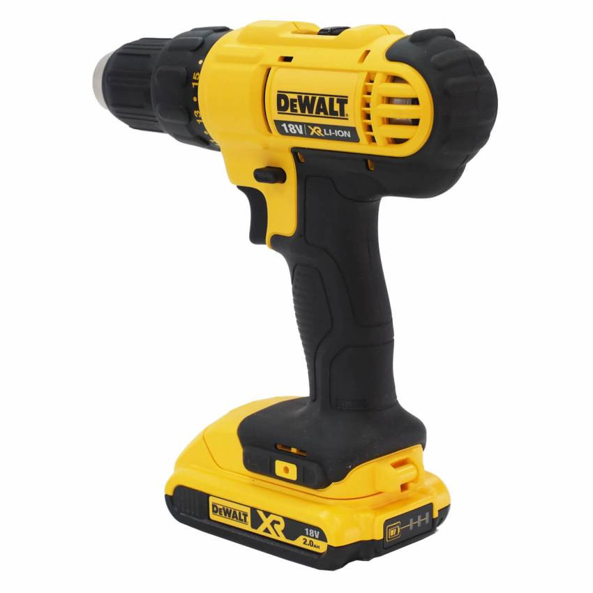 Дриль-шуруповерт акумуляторний DeWALT DCD771D2, ненаголошений, XR Li-Ion 18 В, 2 Ач, 42 Нм, 450-1500 об/хв, патрон 13 мм швидкозатискний, кількість швидкостей - 2, вага 1.28 кг, 2 акумулятори-DCD771D2