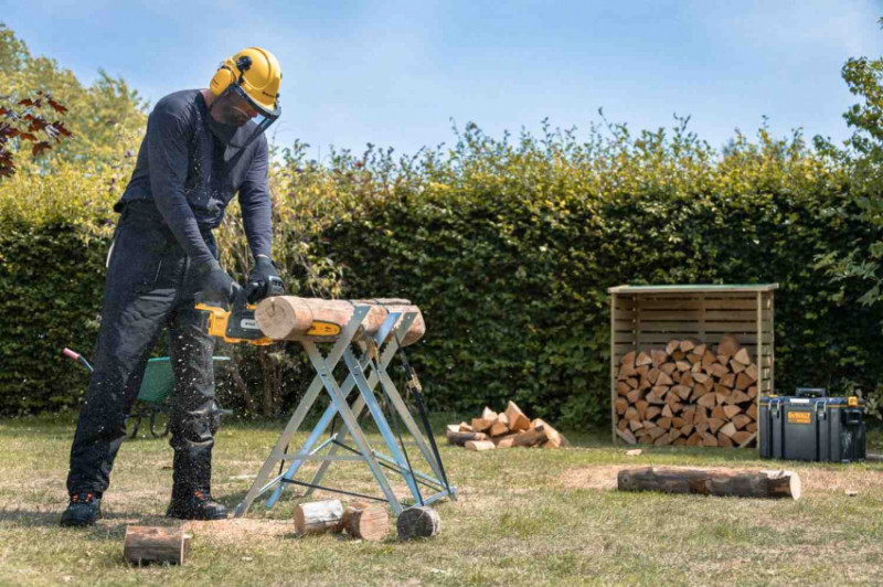 Пила ланцюгова акумуляторна безщіткова DeWALT DCMCS565P1-DCMCS565P1