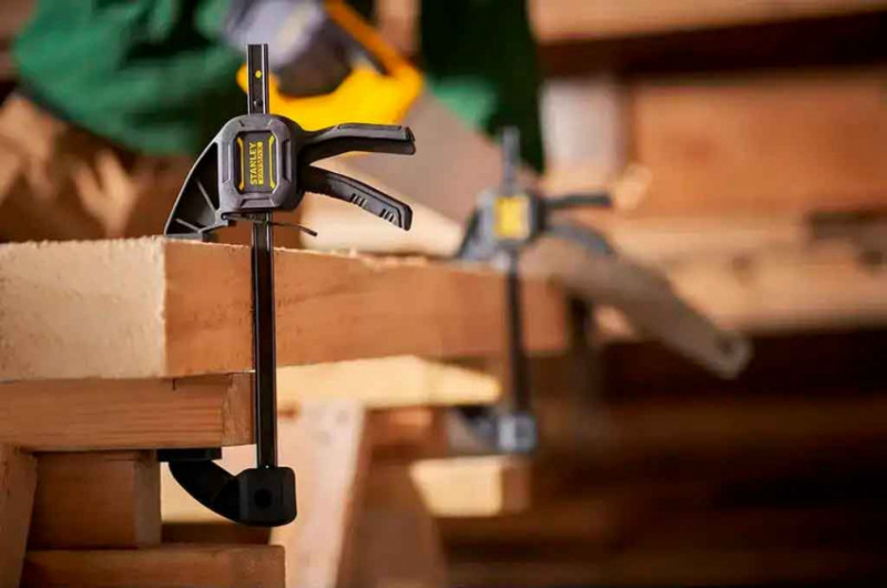 Струбцина FatMax XL триггерная з максимальним зусиллям стиснення 270 кг STANLEY FMHT0-83213-FMHT0-83213
